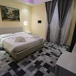 Affittacamere Quest House Lihong 4*