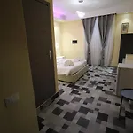 Quest House Lihong Roma