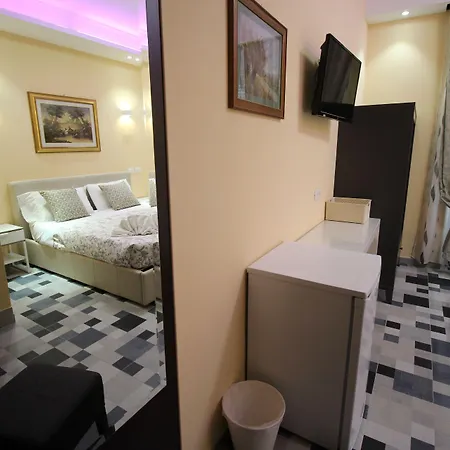 Quest House Lihong 4* Róma