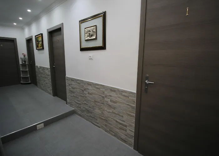Quest House Lihong 4* Рим